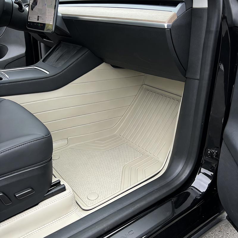 電気自動車用TPEフロアライナー